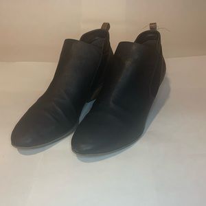 Dr Scholls Neptune Low Block heel booties 10